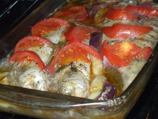 Salau marinat la cuptor