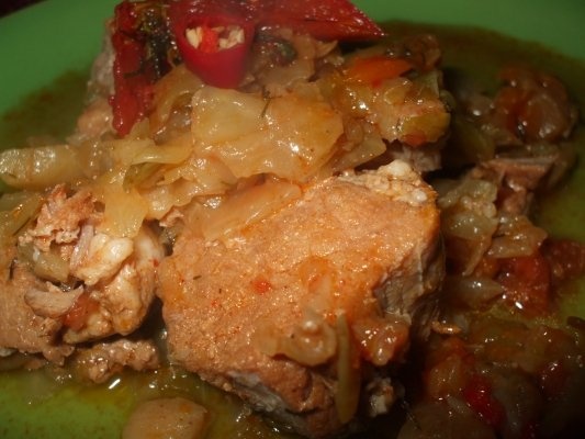 Varza dulce cu carne de porc la cuptor