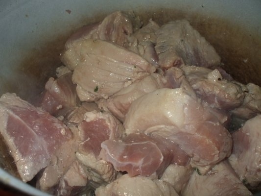 Varza dulce cu carne de porc la cuptor