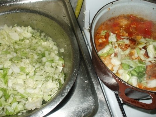 Varza dulce cu carne de porc la cuptor