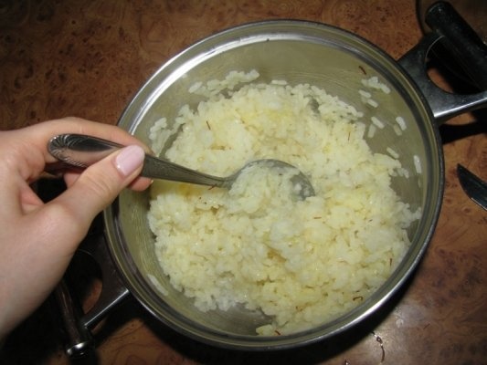 Sote de creveti cu orez auriu