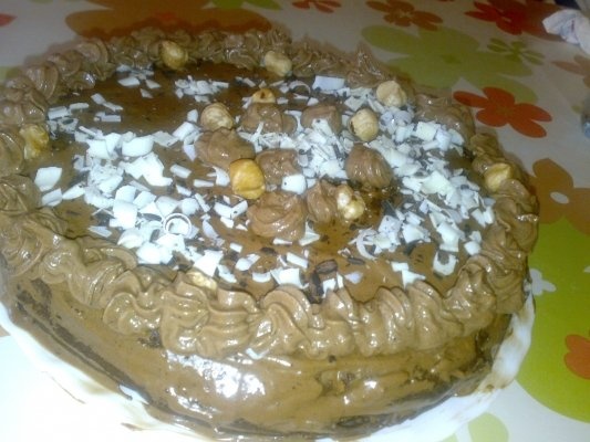 Pandispan cu chantilly de ciocolata