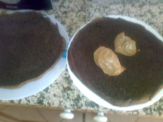 Pandispan cu chantilly de ciocolata