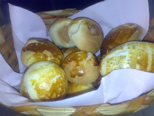 Chifle cu lapte si mac panini