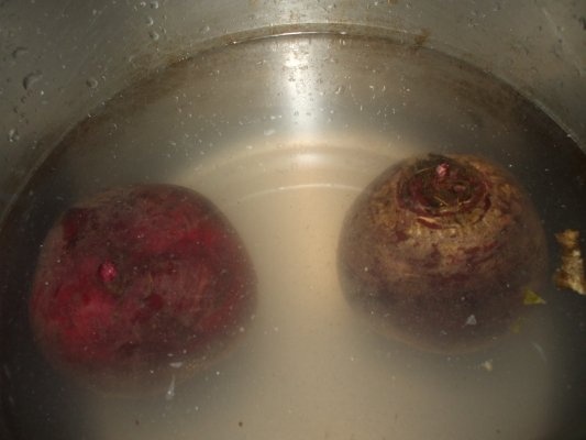 Salata de sfecla rosie