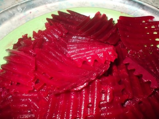 Salata de sfecla rosie