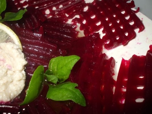 Salata de sfecla rosie
