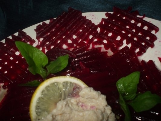 Salata de sfecla rosie