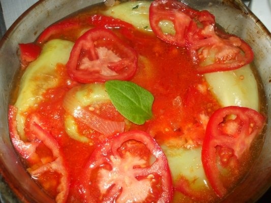 Ardei umpluti cu curcan la microunde