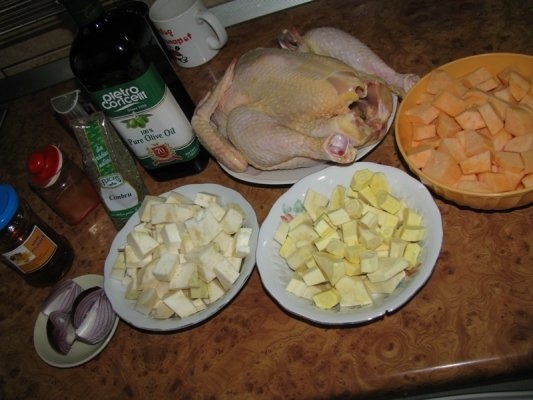 Pui la cuptor si legume glazurate cu miere