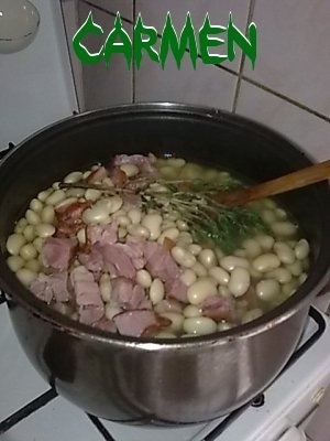 Iahnie de fasole alba, cu ciolan afumat