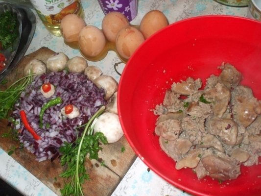 Aperitiv cu ficatei de pui si oua (mini drob)