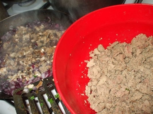 Aperitiv cu ficatei de pui si oua (mini drob)