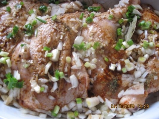 Pulpe de pui la cuptor cu sos de rosii