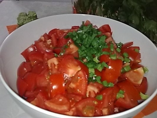 Rosii cu telina si ardei iute pentru ciorbe