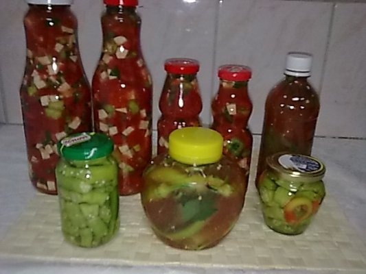 Rosii cu telina si ardei iute pentru ciorbe