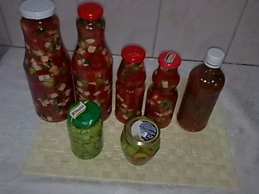 Rosii cu telina si ardei iute pentru ciorbe