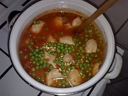 Piept de pui cu mazare