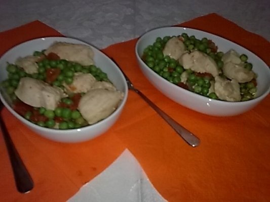 Piept de pui cu mazare