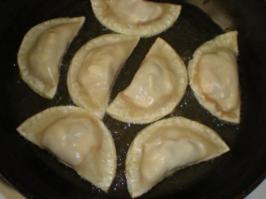 Empanadillas de atun (placinta de ton)