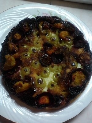 Tarta cu fructe de toamna