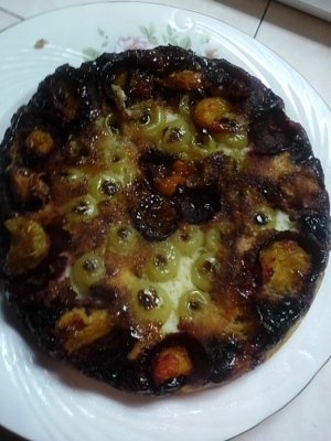 Tarta cu fructe de toamna