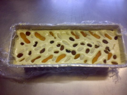 Semifreddo cu fructe uscat, alune si nuci