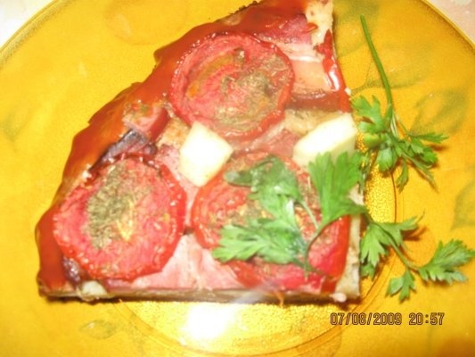 Tarta cu branza si rosii