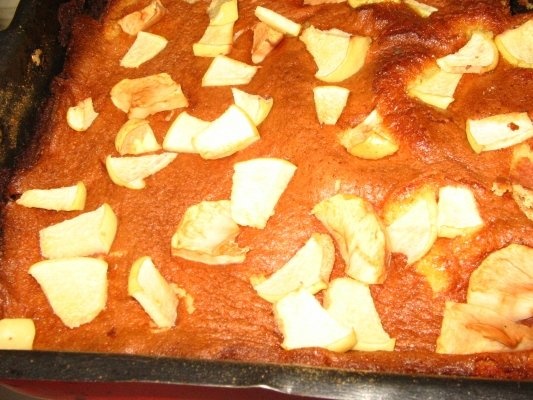 Prajiturica cu miere si fructe