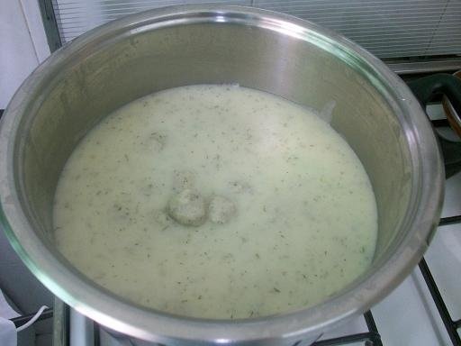 Perisoare din carne de pui cu smantana