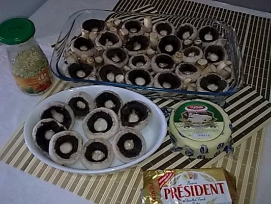 Ciuperci cu unt si cascaval