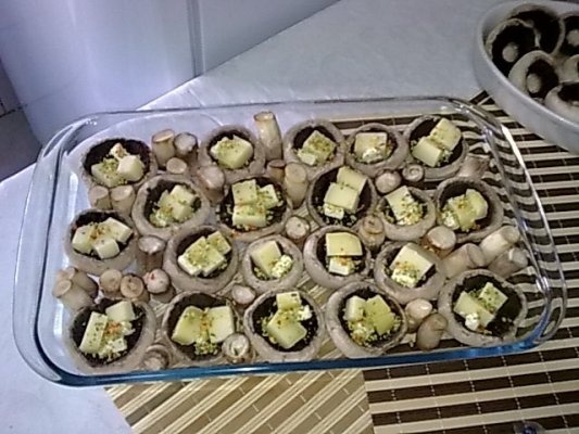 Ciuperci cu unt si cascaval