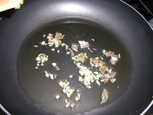 Penne cu ton si masline