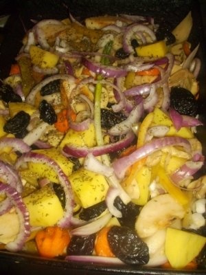 Mancare de Prune uscate cu/ fara carne