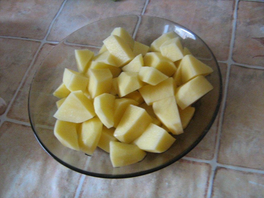 Tocanita de cartofi cu scarita afumata