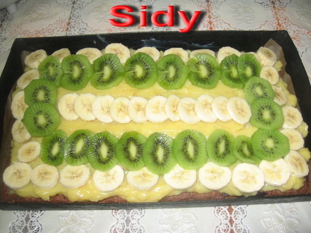 Prajitura cu budinca si fructe Claudia