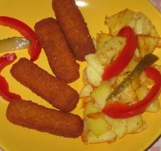 Cartofi aurii cu crochete de peste