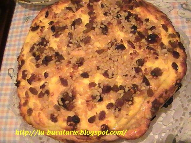 Prajitura cu mere si branza