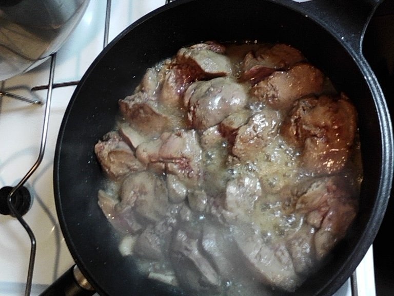 Ficatei de pui  la Dubletta