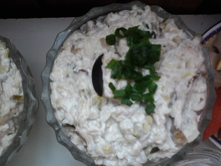 Salata cu hribi si carne de pui