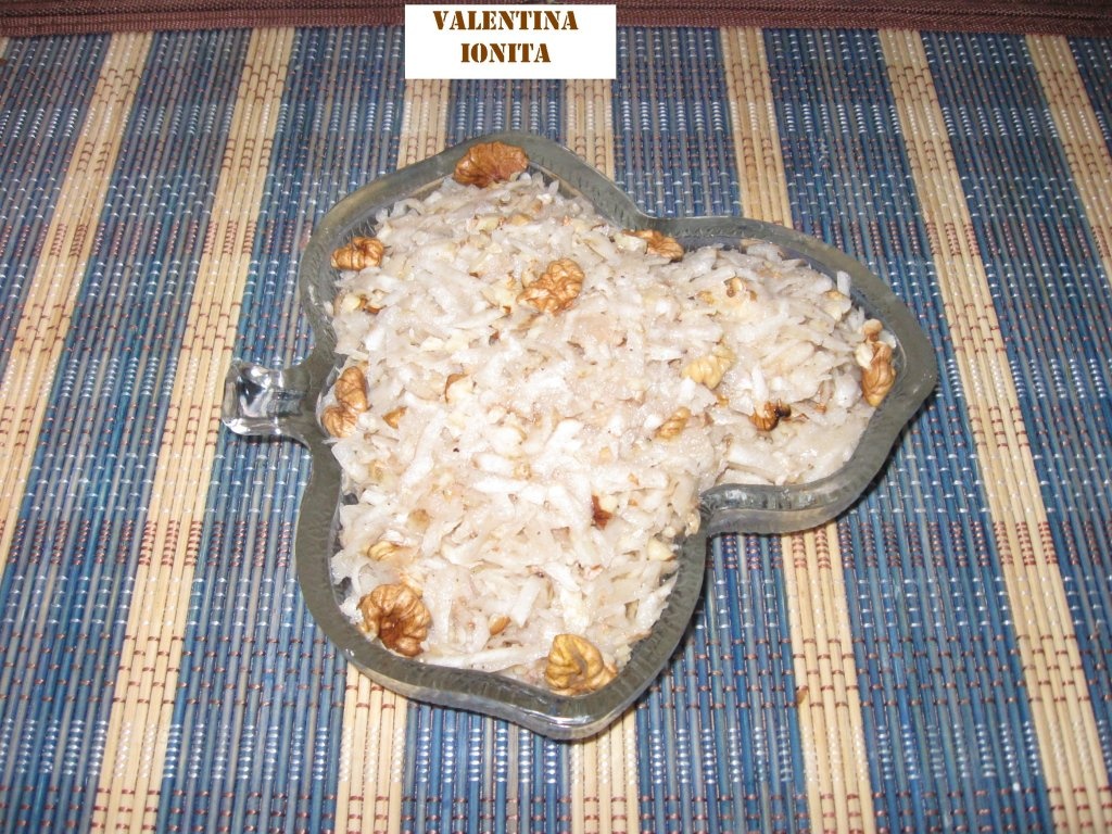 Salata de napi cu nuca