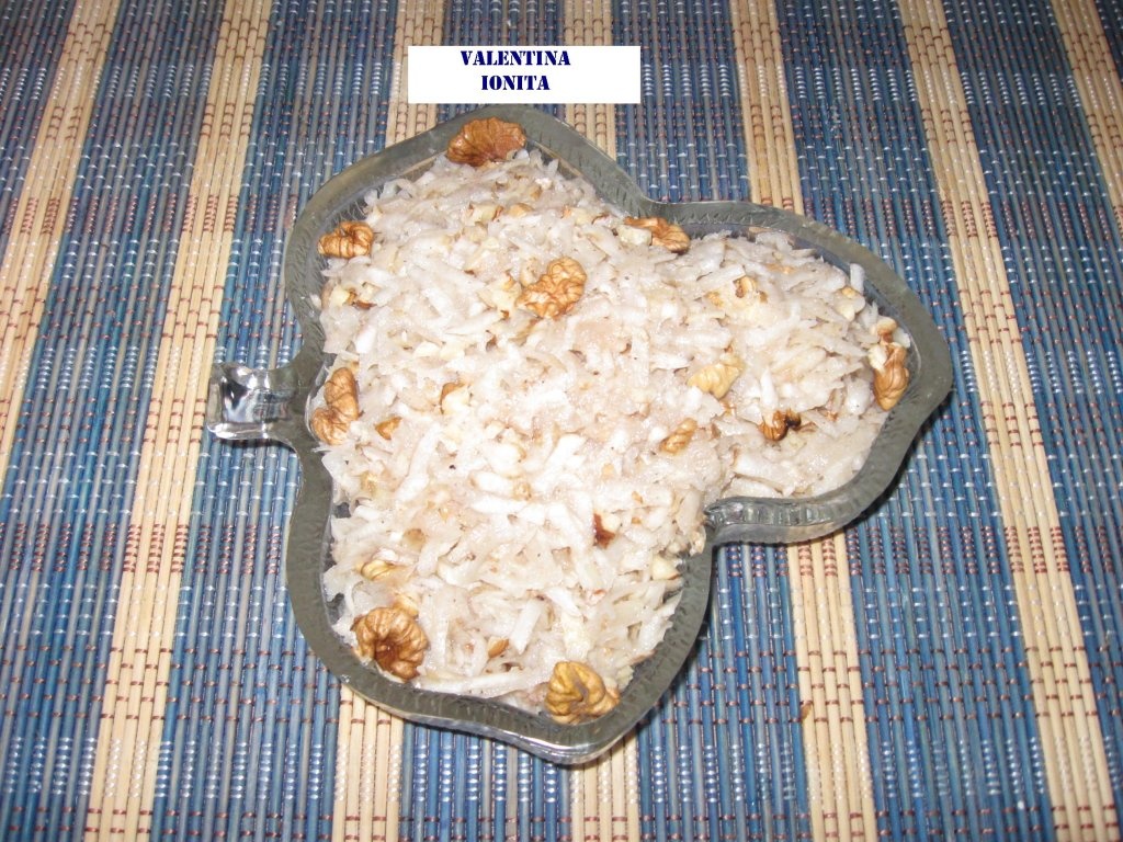 Salata de napi cu nuca