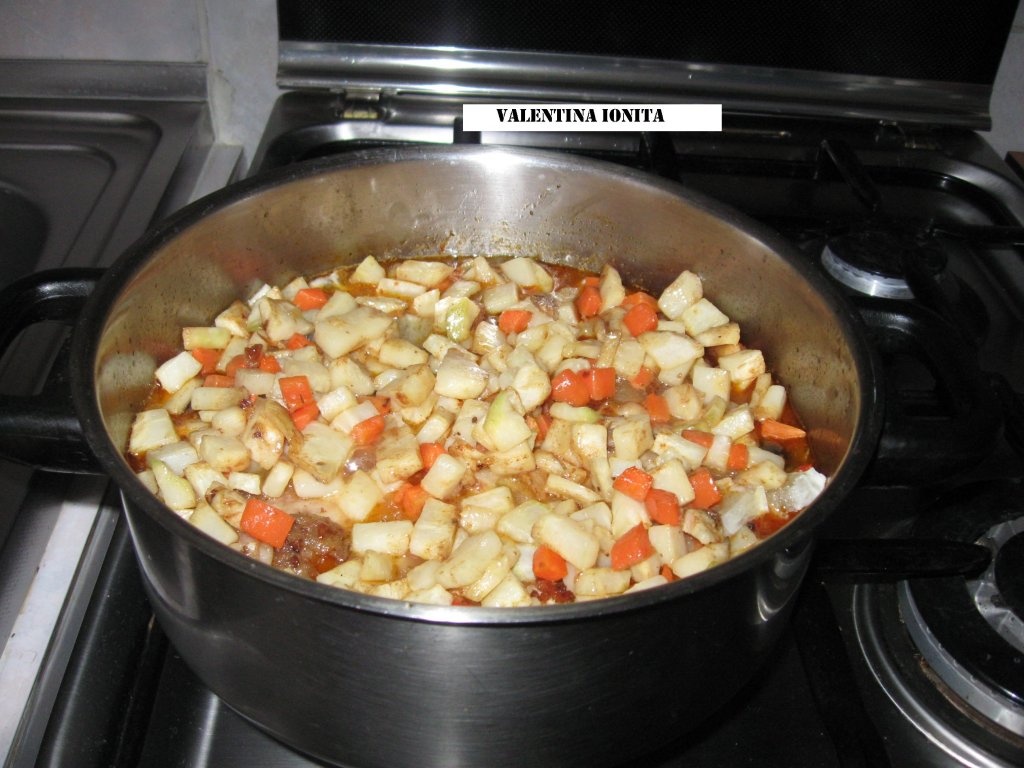 Mancare de telina cu pui