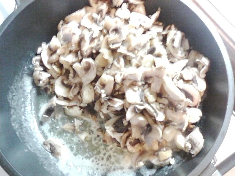 Champinion cu unt si smantana