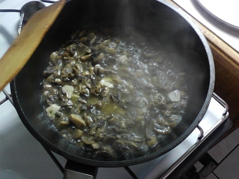 Champinion cu unt si smantana