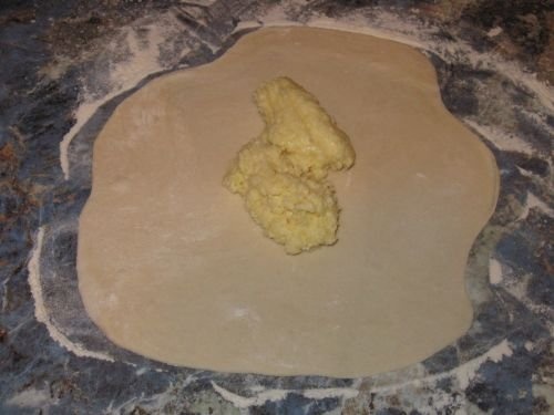 Placinta taranesca cu branza de oaie