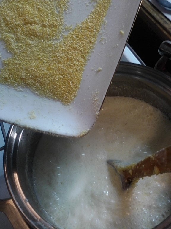 Pastrav cu sos  la Dubletta