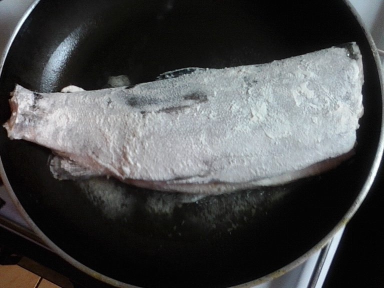 Pastrav cu sos la cuptor