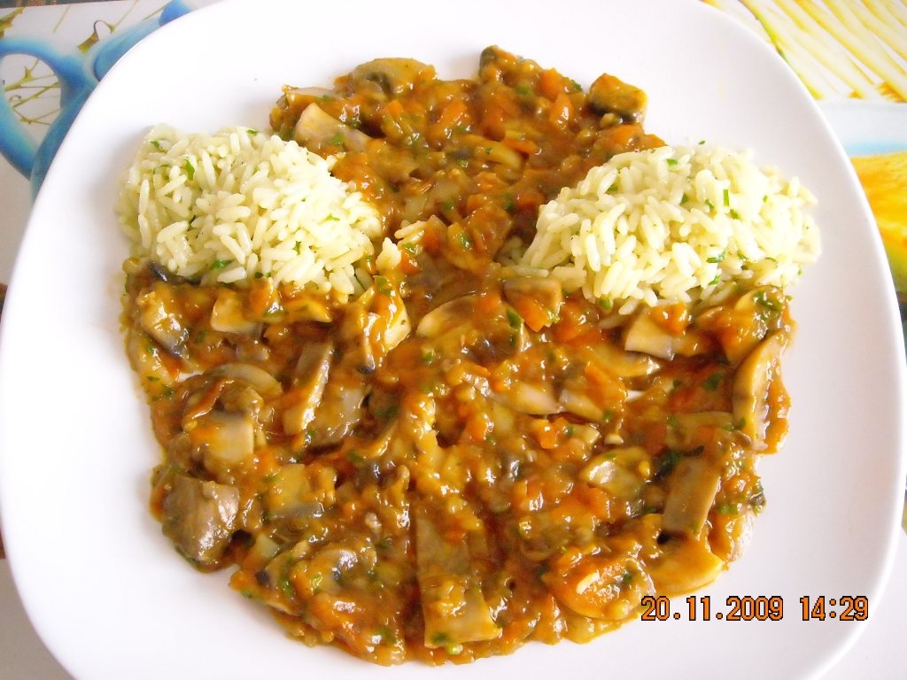 Tocanita de ciuperci