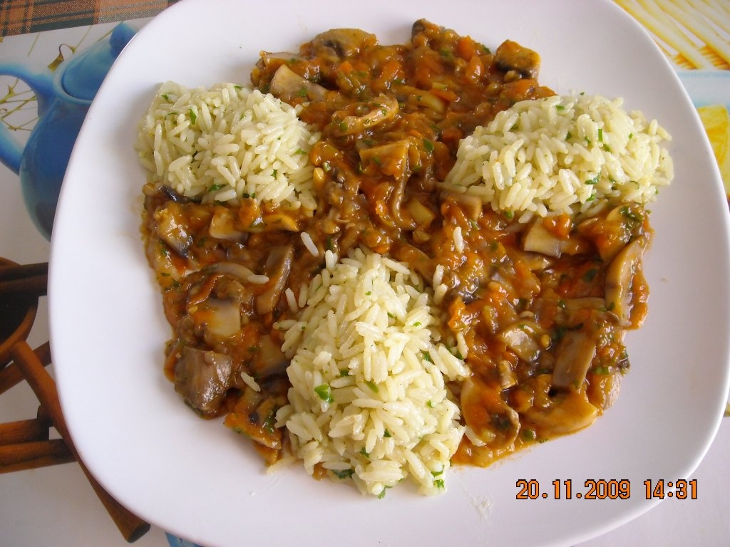 Tocanita de ciuperci